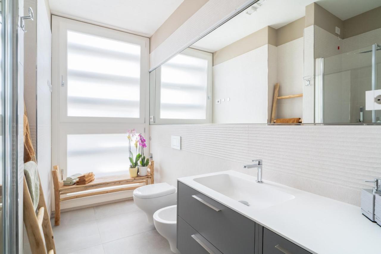 Apartament Louxory Accomodation Cagliari Zewnętrze zdjęcie