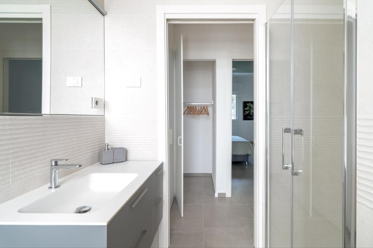 Apartament Louxory Accomodation Cagliari Zewnętrze zdjęcie