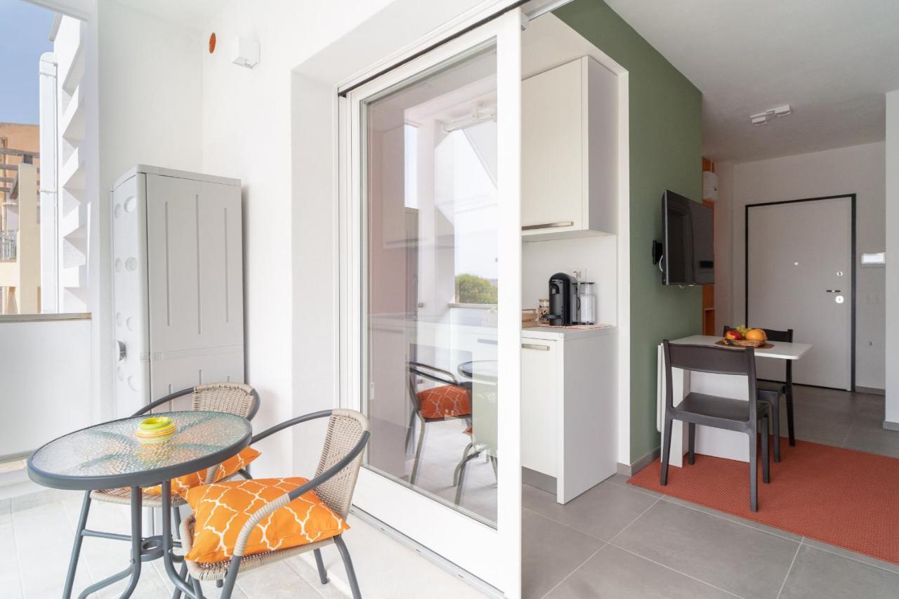 Apartament Louxory Accomodation Cagliari Zewnętrze zdjęcie
