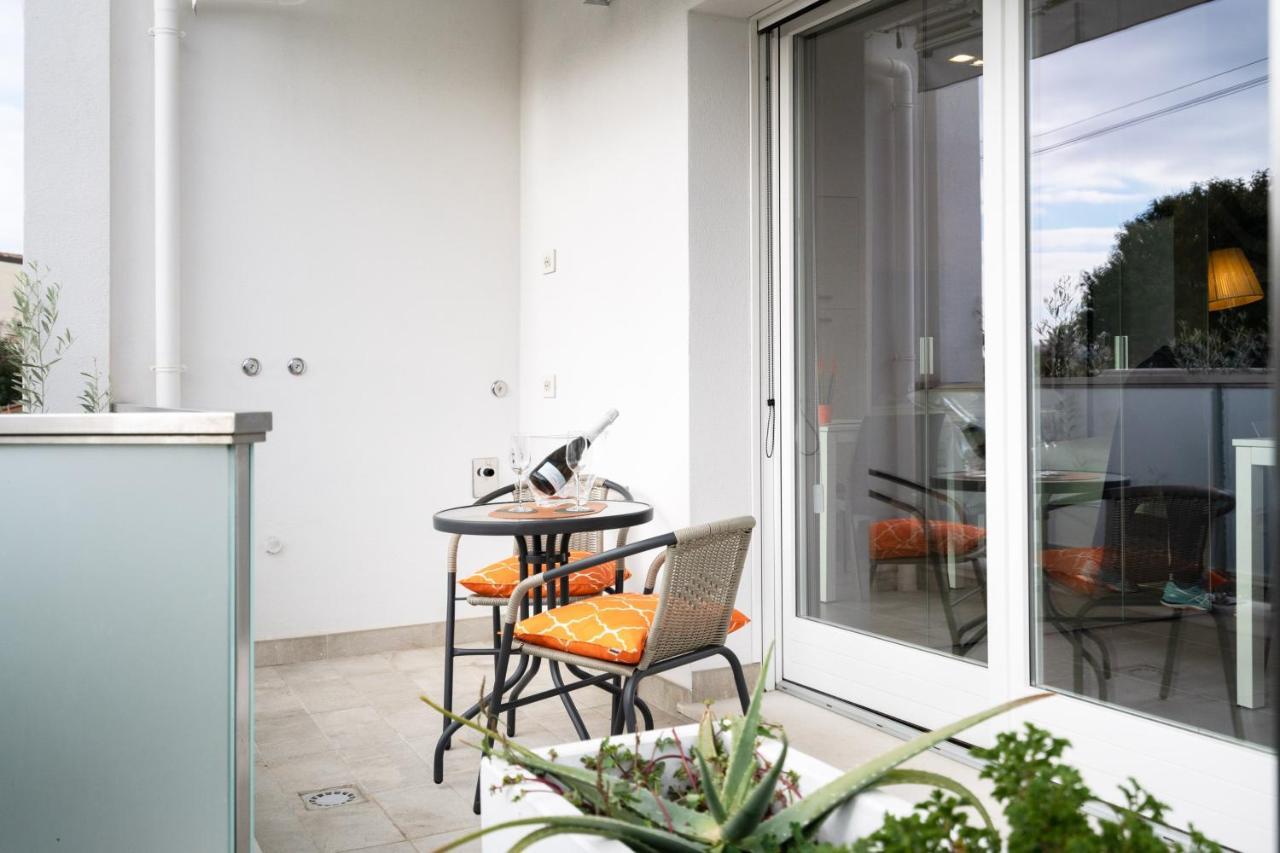 Apartament Louxory Accomodation Cagliari Zewnętrze zdjęcie
